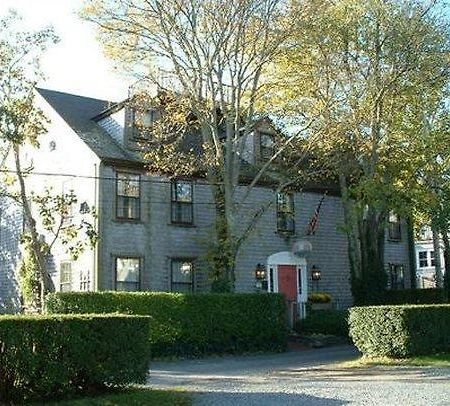 Seven Sea Street Inn Nantucket Exteriör bild