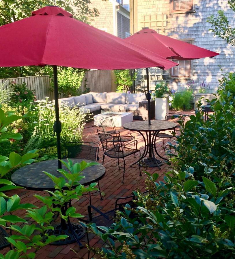 Seven Sea Street Inn Nantucket Exteriör bild