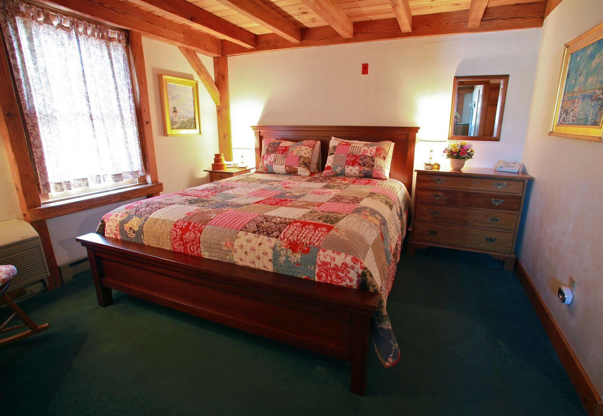 Seven Sea Street Inn Nantucket Exteriör bild